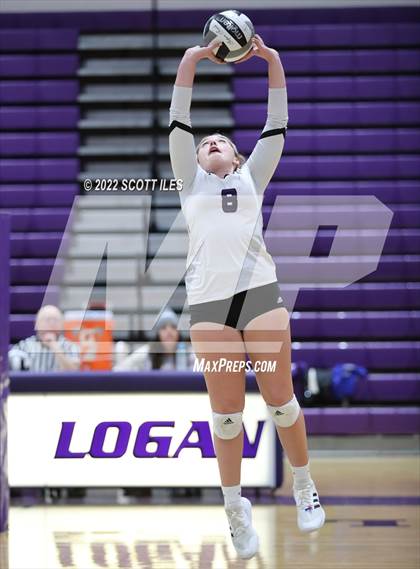 Thumbnail 1 in Central Crossing @ Logan (OHSAA D1 Sectional) photogallery.