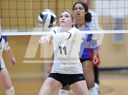 Thumbnail 1 in Central Crossing @ Logan (OHSAA D1 Sectional) photogallery.