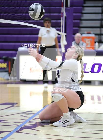Thumbnail 2 in Central Crossing @ Logan (OHSAA D1 Sectional) photogallery.