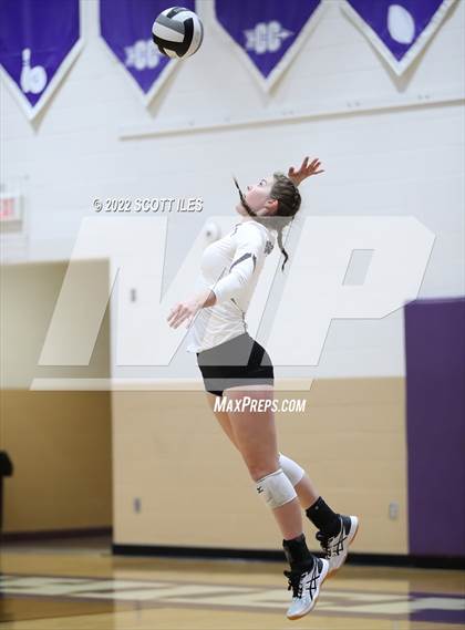 Thumbnail 2 in Central Crossing @ Logan (OHSAA D1 Sectional) photogallery.