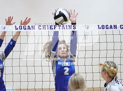 Thumbnail 3 in Central Crossing @ Logan (OHSAA D1 Sectional) photogallery.