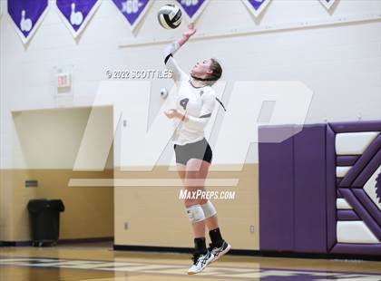 Thumbnail 2 in Central Crossing @ Logan (OHSAA D1 Sectional) photogallery.