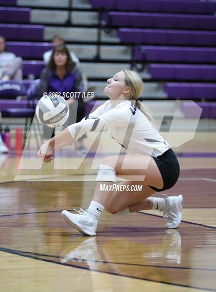 Thumbnail 1 in Central Crossing @ Logan (OHSAA D1 Sectional) photogallery.