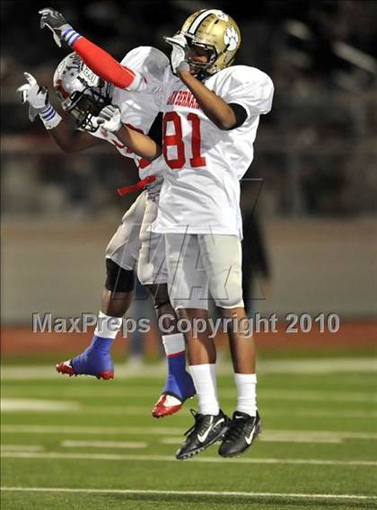 Thumbnail 2 in San Bernardino County vs Riverside County All-Star Game photogallery.