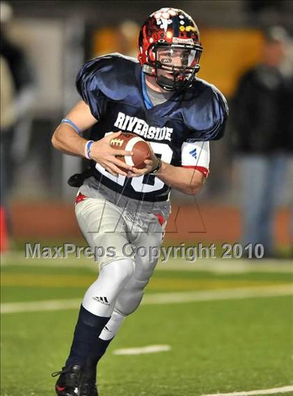 Thumbnail 2 in San Bernardino County vs Riverside County All-Star Game photogallery.