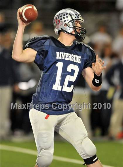 Thumbnail 2 in San Bernardino County vs Riverside County All-Star Game photogallery.