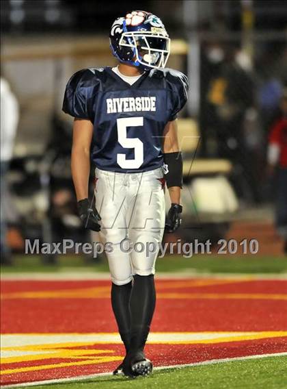 Thumbnail 2 in San Bernardino County vs Riverside County All-Star Game photogallery.