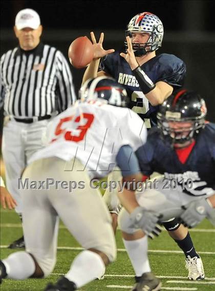 Thumbnail 2 in San Bernardino County vs Riverside County All-Star Game photogallery.