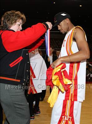 Thumbnail 2 in Fairfax vs. Taft (CIF LA City Finals) photogallery.
