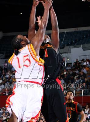 Thumbnail 1 in Fairfax vs. Taft (CIF LA City Finals) photogallery.