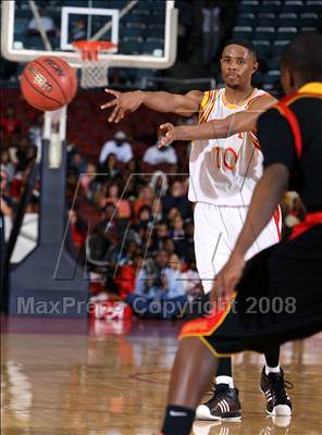 Thumbnail 2 in Fairfax vs. Taft (CIF LA City Finals) photogallery.