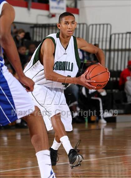 Thumbnail 2 in Cabrillo vs. Jordan (Pangos Dream Classic) photogallery.