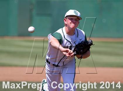 Thumbnail 1 in Granite Bay vs. De La Salle photogallery.