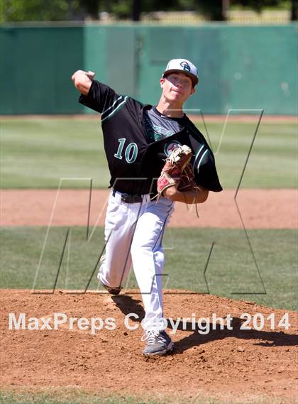 Thumbnail 2 in Granite Bay vs. De La Salle photogallery.