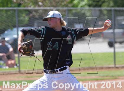 Thumbnail 1 in Granite Bay vs. De La Salle photogallery.