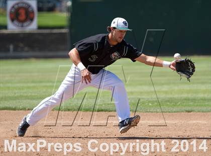 Thumbnail 2 in Granite Bay vs. De La Salle photogallery.