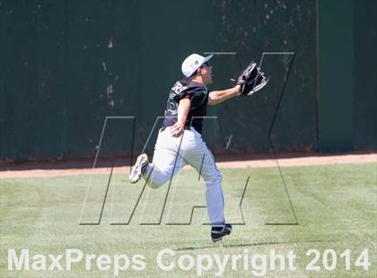 Thumbnail 1 in Granite Bay vs. De La Salle photogallery.