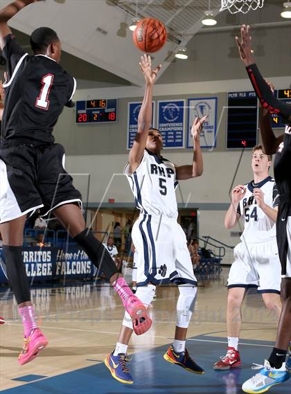 Thumbnail 1 in Rolling Hills Prep vs. Lawndale (Cavalier Classic) photogallery.