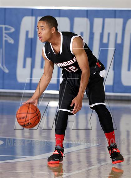 Thumbnail 2 in Rolling Hills Prep vs. Lawndale (Cavalier Classic) photogallery.