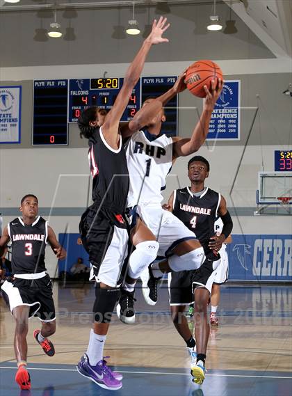 Thumbnail 3 in Rolling Hills Prep vs. Lawndale (Cavalier Classic) photogallery.
