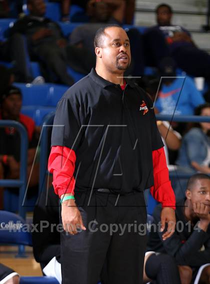 Thumbnail 1 in Rolling Hills Prep vs. Lawndale (Cavalier Classic) photogallery.