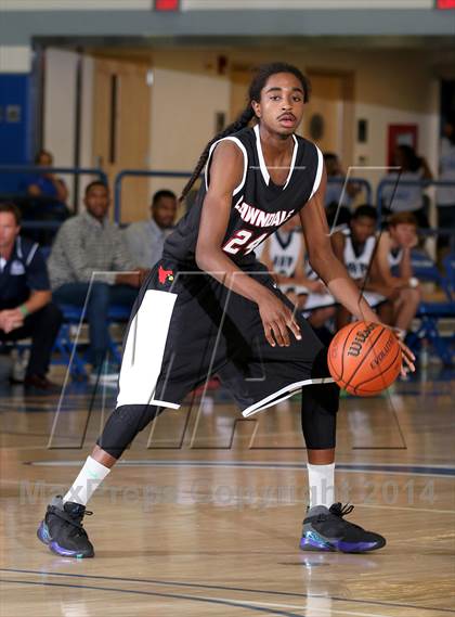 Thumbnail 2 in Rolling Hills Prep vs. Lawndale (Cavalier Classic) photogallery.