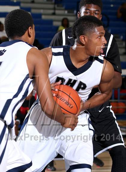 Thumbnail 1 in Rolling Hills Prep vs. Lawndale (Cavalier Classic) photogallery.