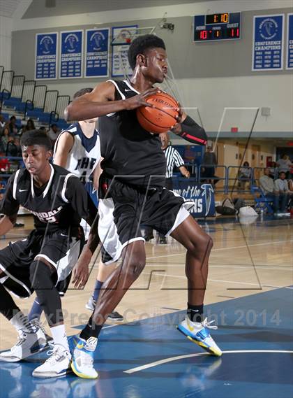 Thumbnail 1 in Rolling Hills Prep vs. Lawndale (Cavalier Classic) photogallery.