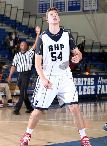 Thumbnail 3 in Rolling Hills Prep vs. Lawndale (Cavalier Classic) photogallery.