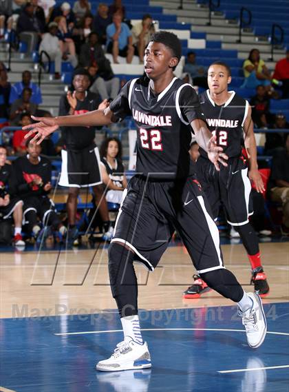 Thumbnail 2 in Rolling Hills Prep vs. Lawndale (Cavalier Classic) photogallery.
