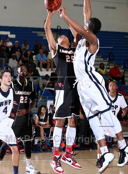 Thumbnail 2 in Rolling Hills Prep vs. Lawndale (Cavalier Classic) photogallery.