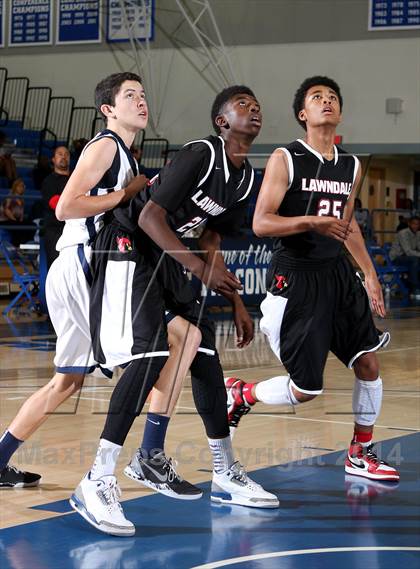 Thumbnail 3 in Rolling Hills Prep vs. Lawndale (Cavalier Classic) photogallery.