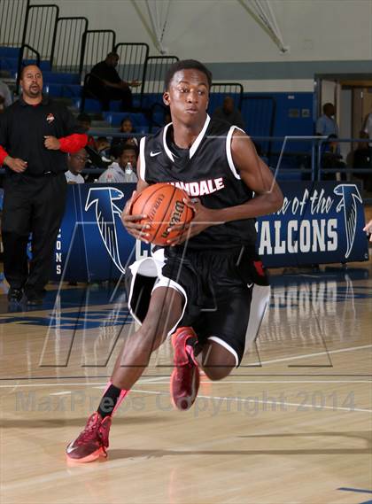 Thumbnail 1 in Rolling Hills Prep vs. Lawndale (Cavalier Classic) photogallery.