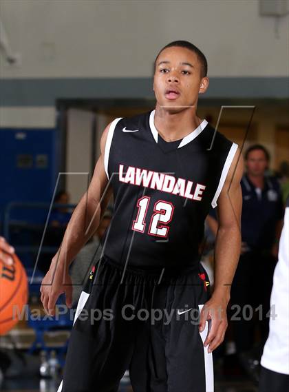 Thumbnail 2 in Rolling Hills Prep vs. Lawndale (Cavalier Classic) photogallery.