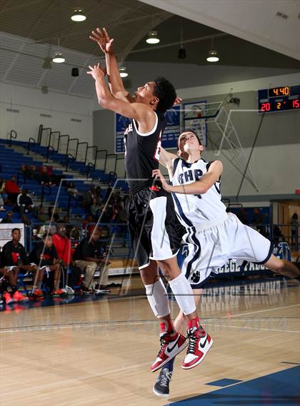 Thumbnail 2 in Rolling Hills Prep vs. Lawndale (Cavalier Classic) photogallery.