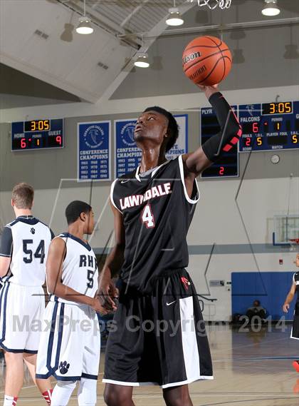 Thumbnail 2 in Rolling Hills Prep vs. Lawndale (Cavalier Classic) photogallery.