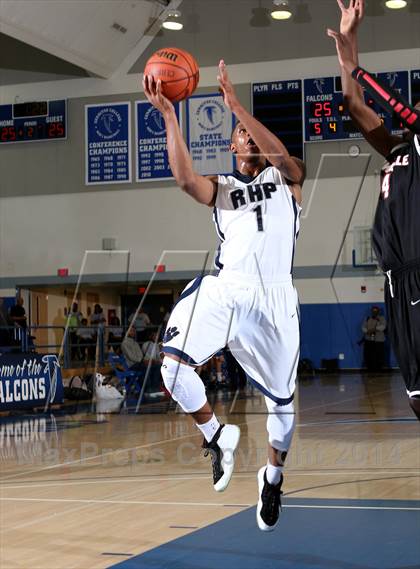 Thumbnail 2 in Rolling Hills Prep vs. Lawndale (Cavalier Classic) photogallery.
