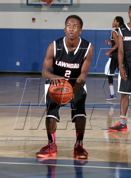 Thumbnail 1 in Rolling Hills Prep vs. Lawndale (Cavalier Classic) photogallery.