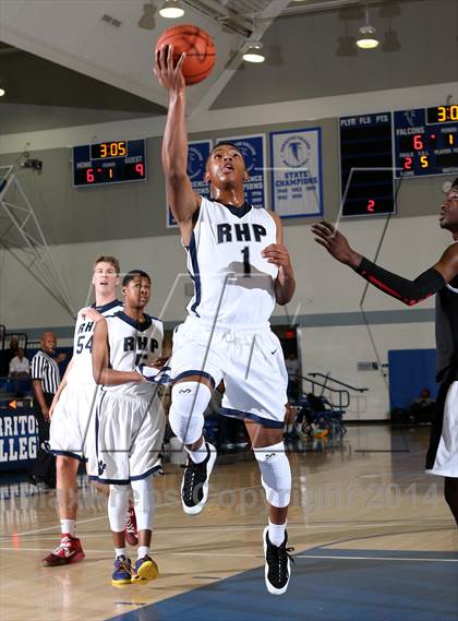 Thumbnail 1 in Rolling Hills Prep vs. Lawndale (Cavalier Classic) photogallery.