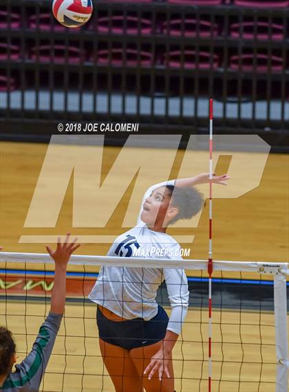 Thumbnail 3 in Reagan [Ronald] vs Smithson Valley (NEISD Volleyball Tournament) photogallery.