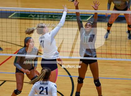 Thumbnail 3 in Reagan [Ronald] vs Smithson Valley (NEISD Volleyball Tournament) photogallery.