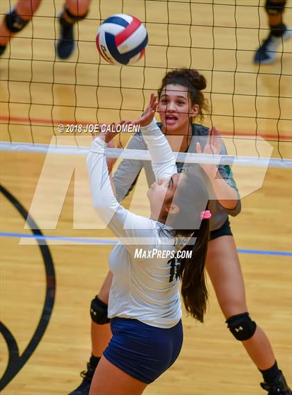 Thumbnail 3 in Reagan [Ronald] vs Smithson Valley (NEISD Volleyball Tournament) photogallery.