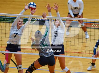 Thumbnail 3 in Reagan [Ronald] vs Smithson Valley (NEISD Volleyball Tournament) photogallery.