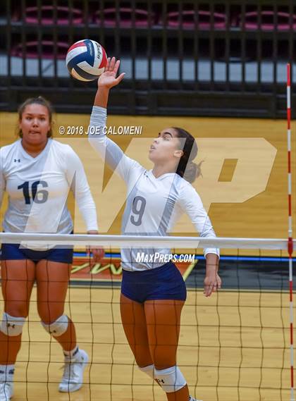 Thumbnail 3 in Reagan [Ronald] vs Smithson Valley (NEISD Volleyball Tournament) photogallery.