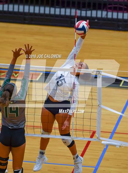 Thumbnail 3 in Reagan [Ronald] vs Smithson Valley (NEISD Volleyball Tournament) photogallery.