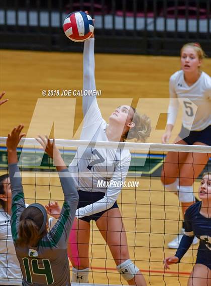 Thumbnail 1 in Reagan [Ronald] vs Smithson Valley (NEISD Volleyball Tournament) photogallery.