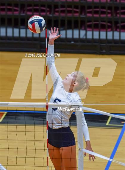 Thumbnail 2 in Reagan [Ronald] vs Smithson Valley (NEISD Volleyball Tournament) photogallery.