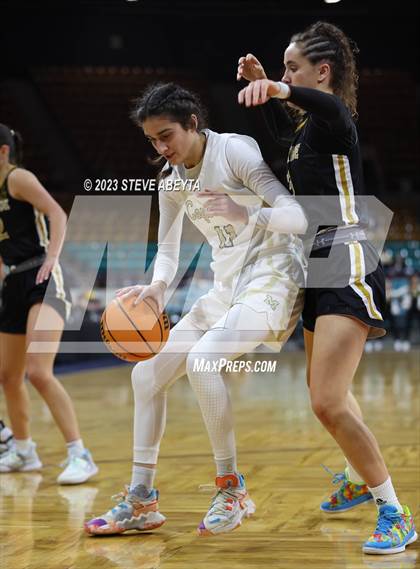 Thumbnail 1 in Monarch vs. Arapahoe (CHSAA 6A Semifinal) photogallery.