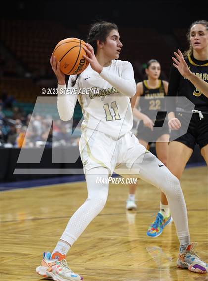 Thumbnail 3 in Monarch vs. Arapahoe (CHSAA 6A Semifinal) photogallery.