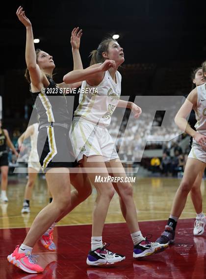 Thumbnail 1 in Monarch vs. Arapahoe (CHSAA 6A Semifinal) photogallery.